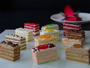 Mini Desserts & Pastries